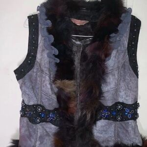 Pretty Angel Black Faux Fur Vest XL 55% Wool